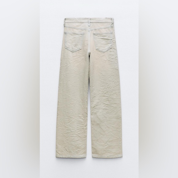 NWT ZARA TRF MID WAIST WRINKLE EFFECT COATED JEANS - Picture 3 of 5